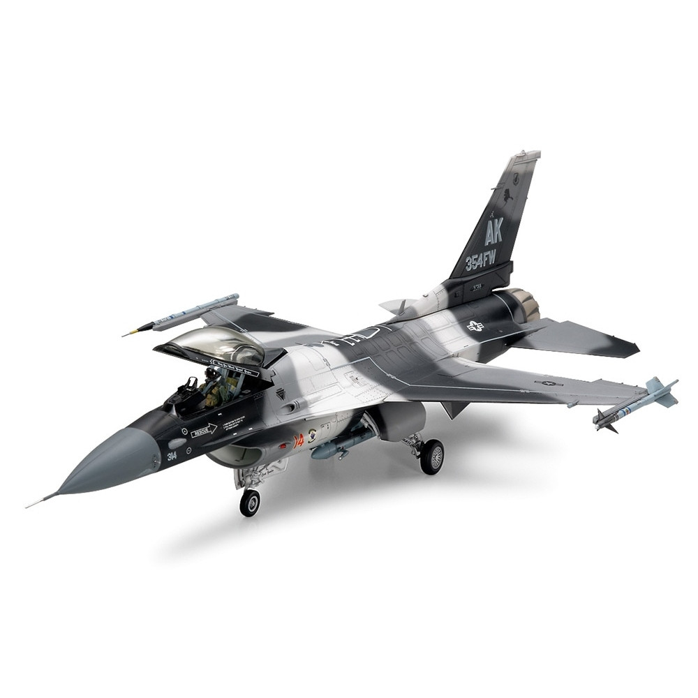 Tam61106 1/48 F-16C/N "AGGRESSOR / ADVERSARY" - Image 2