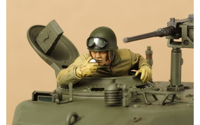 Tam35346 1/35 US MEDIUM TANK M4A3E8 SHERMAN "EASY EIGHT" - Image 2