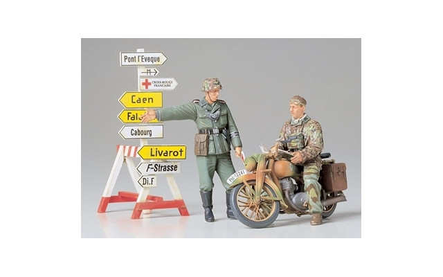 Tam35241 1/35 GERMAN MOTORCYCLE ORDERLY SET